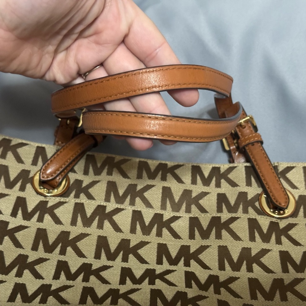Michael Kors Brown Logo Tote Bag - Picture 3 of 16